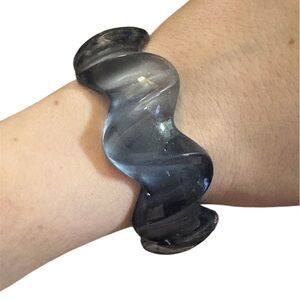 Fashion Jewelry Gray Wavy Bracelet